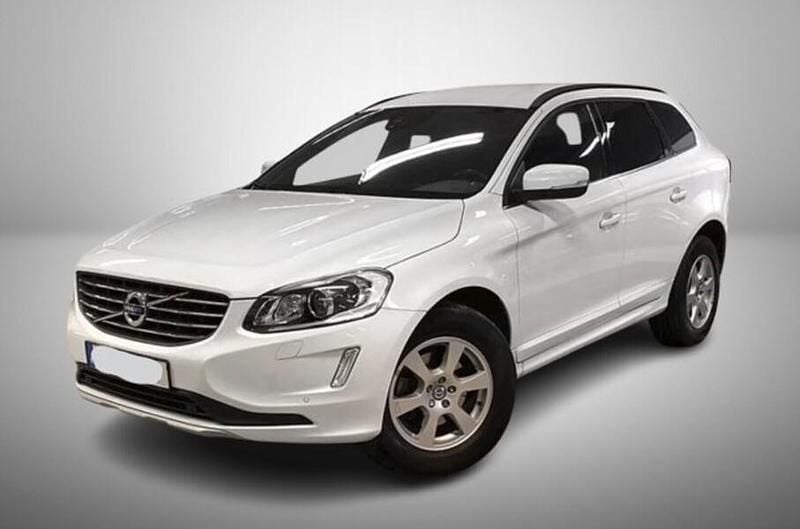 Käytetty Volvo XC60 Momentum 190 HP (139 kW) 2016 Valkoinen Katumaasturi