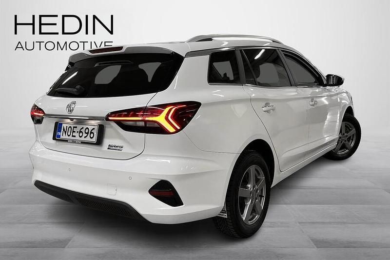 Käytetty MG MG5 EV Long Range Luxury 114 kW (156 HP) 2022 Valkoinen Farmari