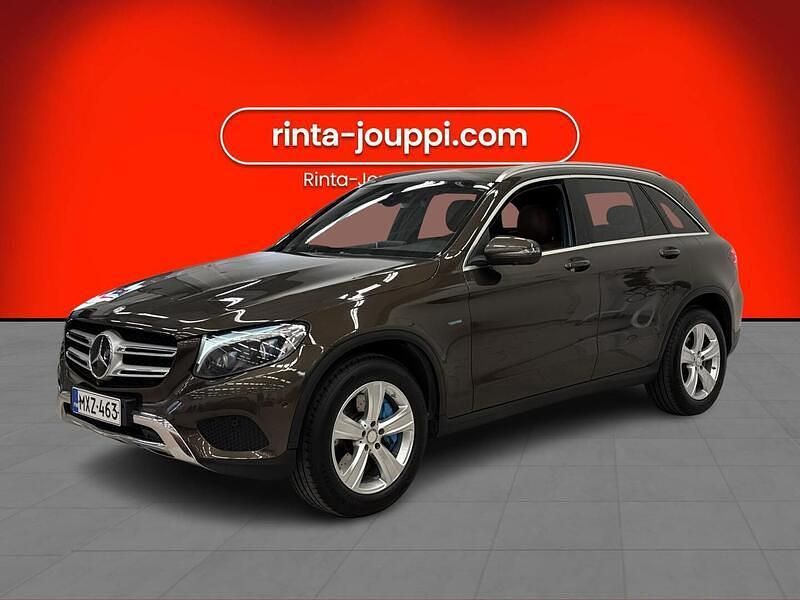 Käytetty 2016 Mercedes GLC350 Business Katumaasturi | 17 890 € (Hieman kallis) - Kuva 1/3