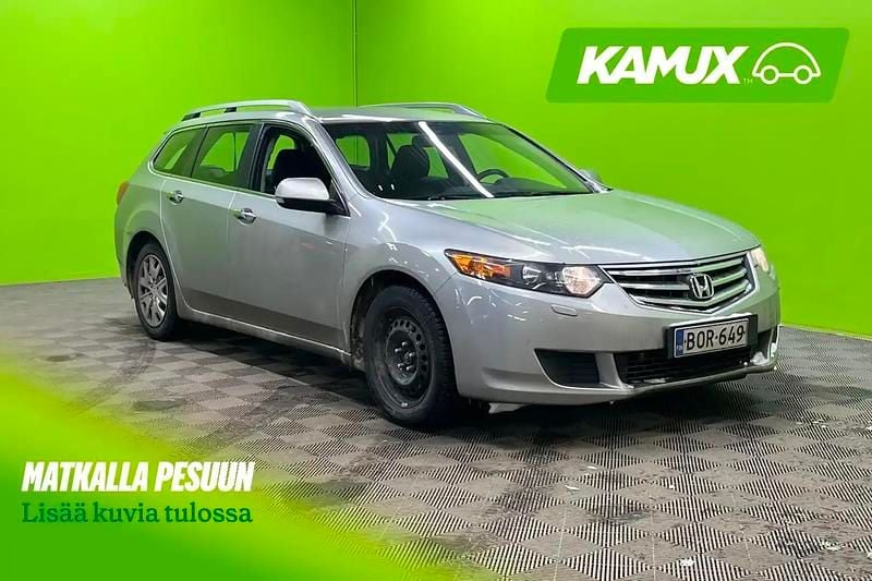 Käytetty Honda Accord Comfort 156 HP (114 kW) 2011 Hopea / harmaa Farmari