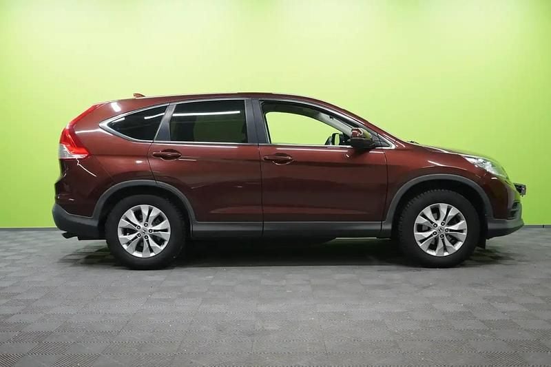 Käytetty Honda CR-V Comfort 120 HP (88 kW) 2014 Katumaasturi