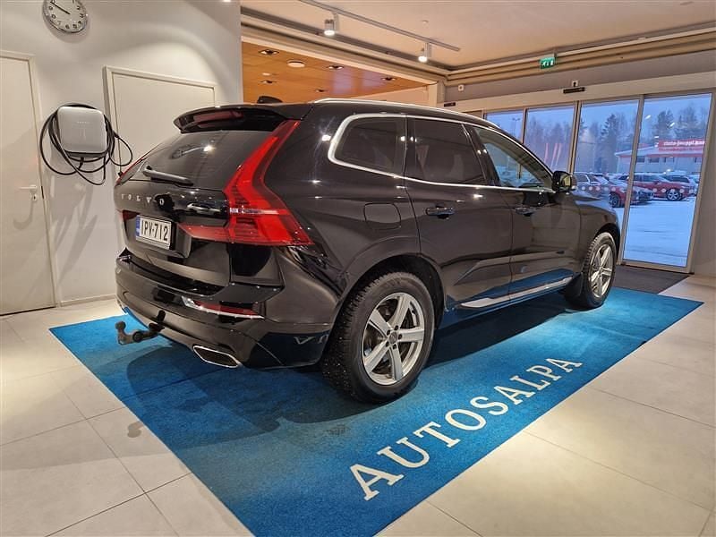Käytetty Volvo XC60 Inscription 392 HP (288 kW) 2020 Musta Katumaasturi