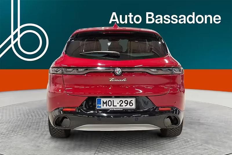 Käytetty Alfa Romeo Tonale Ti 160 HP (117 kW) 2024 Katumaasturi