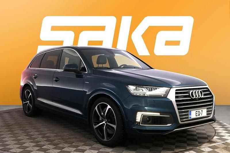 Käytetty Audi Q7 Business 385 HP (283 kW) 2018 Katumaasturi