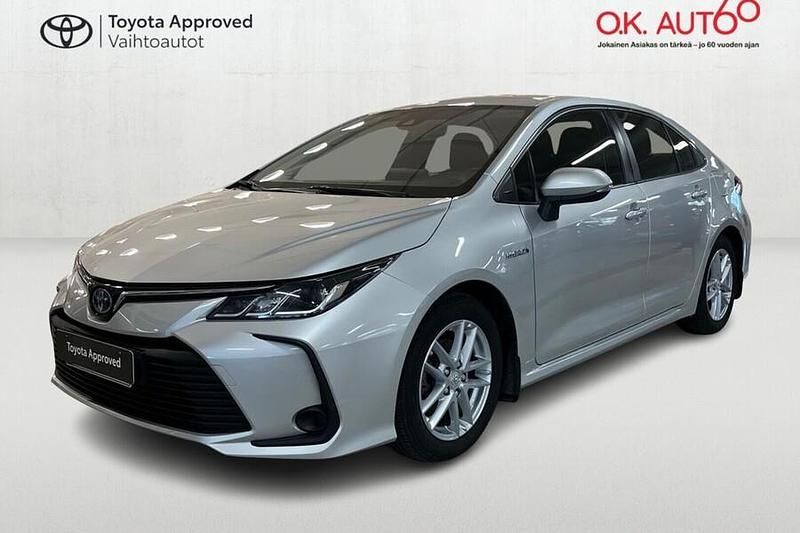 Hopea Käytetty 2019 Toyota Corolla Life Sedan | 18 980 € (Perustarjous) - Kuva 1/4