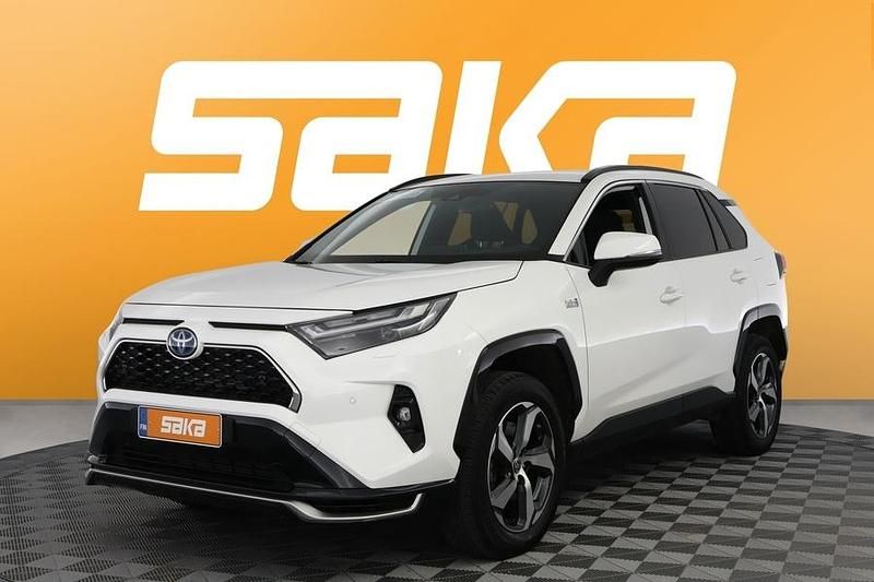 Käytetty Toyota RAV4 Hybrid Active 306 HP (225 kW) 2022 Katumaasturi
