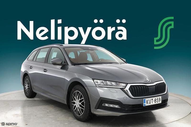 Käytetty Skoda Octavia Ambition 110 HP (80 kW) 2022 Farmari