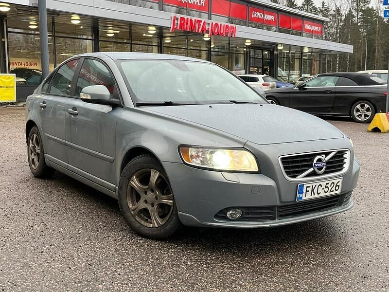 Käytetty 2011 Volvo S40 Standard Sedan | 5 480 € - Kuva 1/4