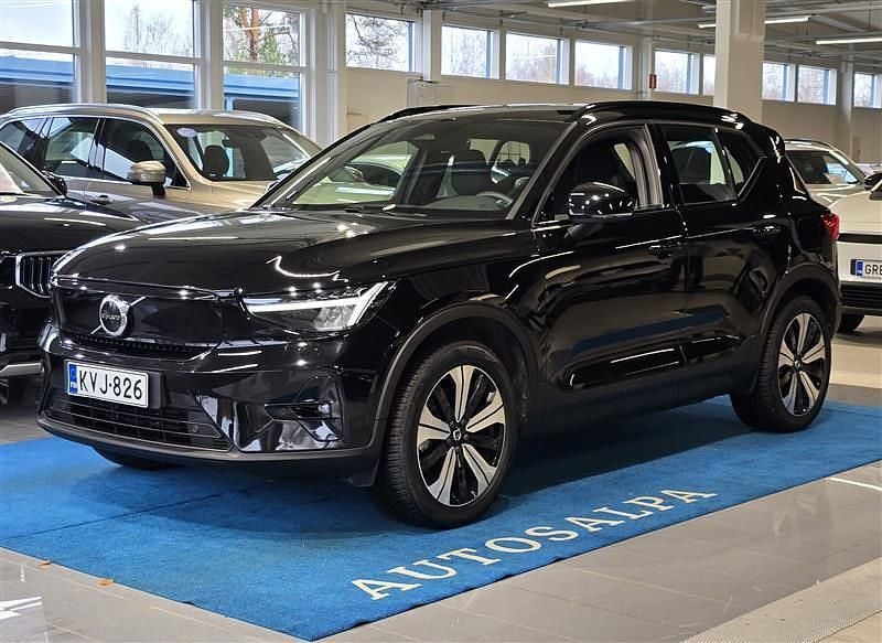 Käytetty 2023 Volvo XC40 Plus Katumaasturi | 33 900 € (Perustarjous) - Kuva 1/4