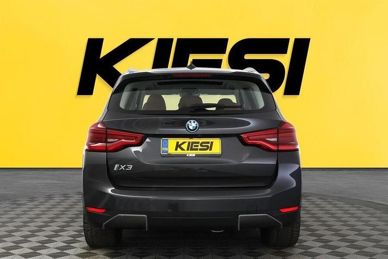 Käytetty BMW iX3 Comfort Edition 210 kW (286 HP) 2022 Katumaasturi