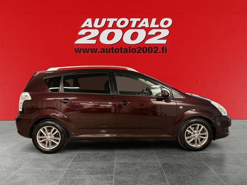 Käytetty Toyota Corolla Verso Sol 129 HP (94 kW) 2008 Musta Tila-auto