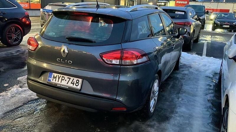 Käytetty Renault Clio GrandTour 90 HP (66 kW) 2020 Farmari
