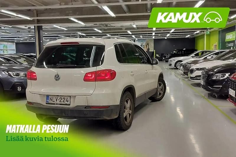 Käytetty VW Tiguan Sportline 179 HP (131 kW) 2012 Valkoinen Katumaasturi