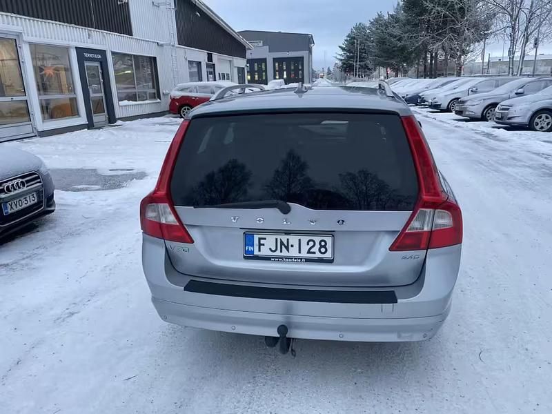 Käytetty Volvo V70 Summum 2010 Farmari