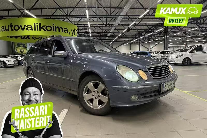 Sininen Käytetty 2003 Mercedes E320 Farmari | 2 400 € - Kuva 1/4
