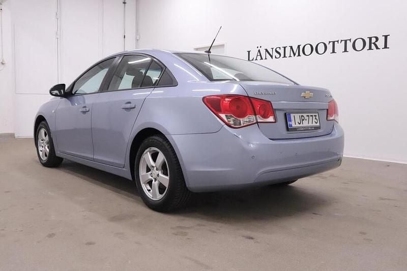 Käytetty Chevrolet Cruze LS 113 HP (83 kW) 2011 Sedan
