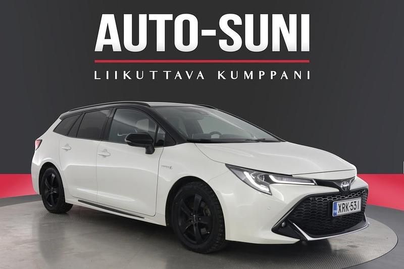 Valkoinen Käytetty 2020 Toyota Corolla Sport Farmari | 27 400 € (Perustarjous) - Kuva 1/3