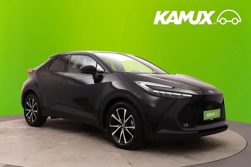 Musta Käytetty 2024 Toyota C-HR Style Katumaasturi | 30 890 € (Hieman kallis) - Kuva 1/4