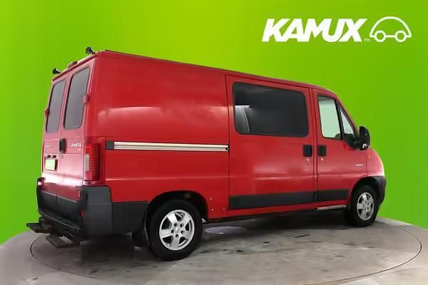 Käytetty Chrysler Sebring Touring 170 HP (125 kW) 2009 Sininen Farmari