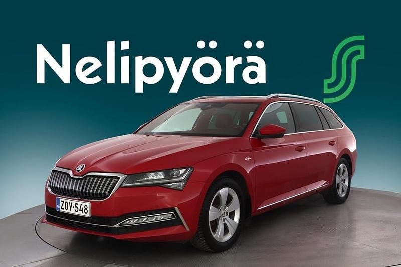 Punainen Käytetty 2023 Skoda Superb LAURIN & KLEMENT Farmari | 32 900 € (Kallis) - Kuva 1/3