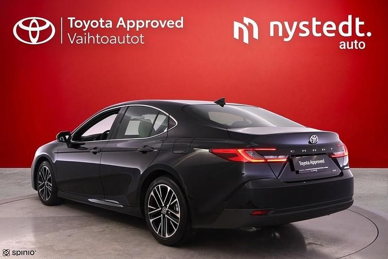 Uusi Toyota Camry 230 HP (169 kW) 2025 Met.musta Sedan