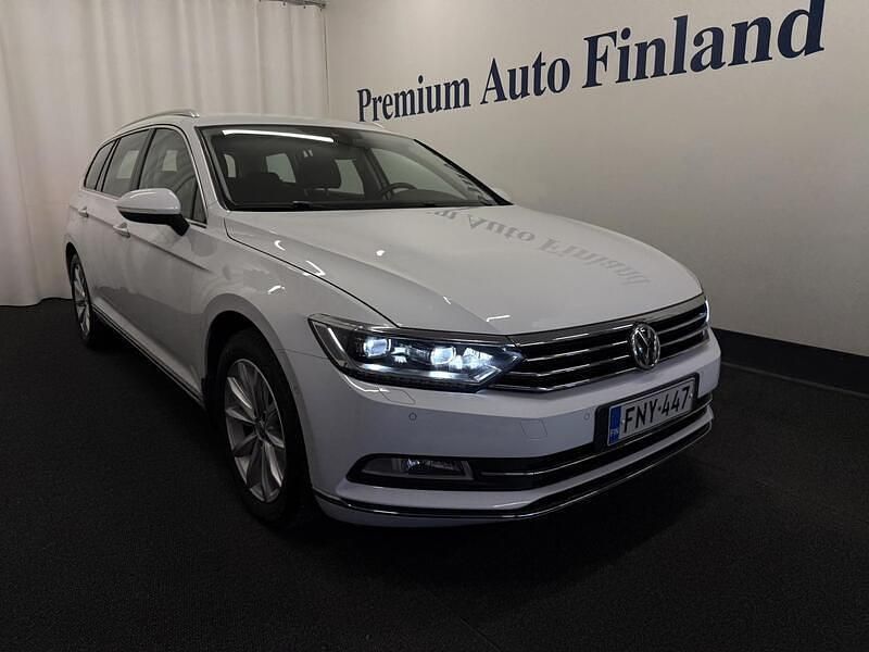 Käytetty 2019 VW Passat Highline Farmari | 21 990 € (Hieman kallis) - Kuva 1/4