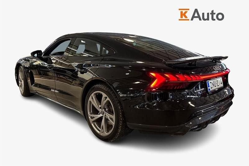 Käytetty Audi e-tron GT quattro 350 kW (476 HP) 2021 Musta Sedan