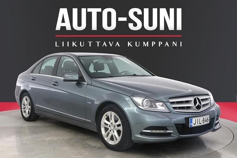 Käytetty Mercedes C220 Business 170 HP (125 kW) 2011 Sedan