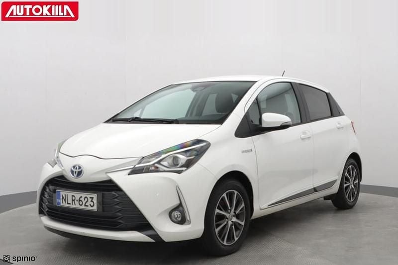 Valkoinen Käytetty 2019 Toyota Yaris Hybrid Edition Viistoperä | 15 400 € (Perustarjous) - Kuva 1/4