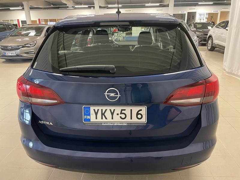 Käytetty Opel Astra 146 HP (107 kW) 2022 Sininen Farmari