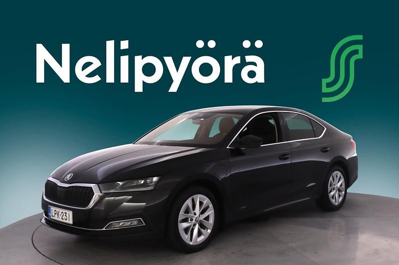 Musta Käytetty 2020 Skoda Octavia Style Sedan | 20 990 € (Perustarjous) - Kuva 1/3