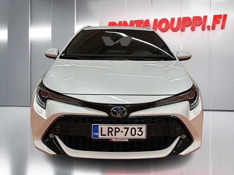 Käytetty Toyota Corolla Edition 122 HP (89 kW) 2022 Farmari