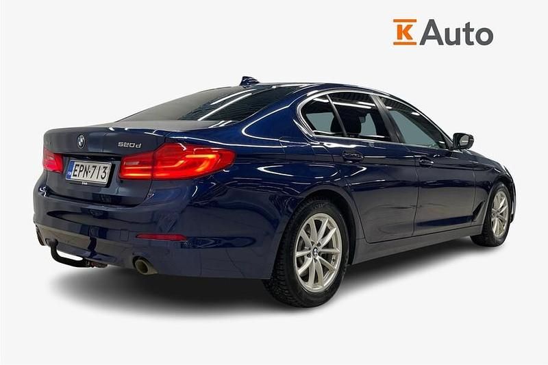 Käytetty BMW 520 190 HP (139 kW) 2018 Sininen Sedan