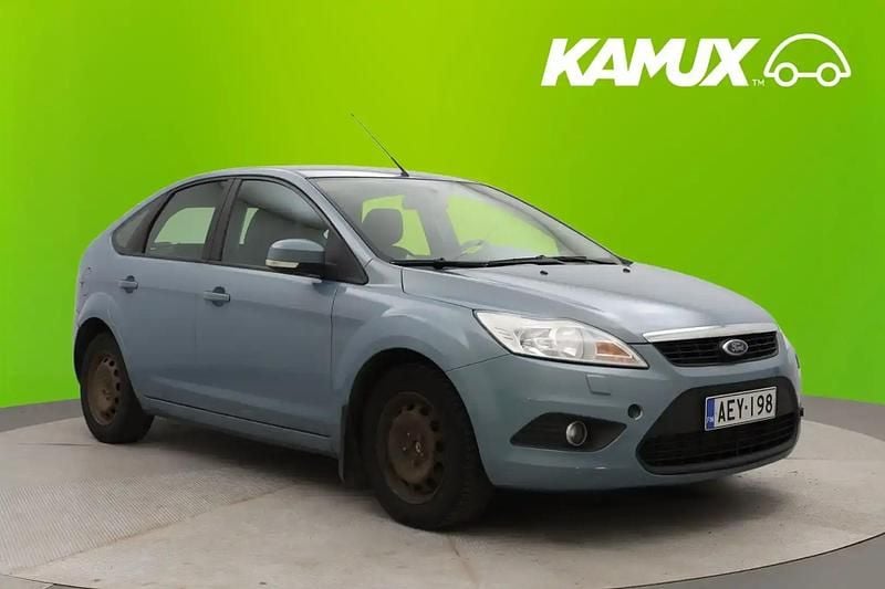 Hopea / harmaa Käytetty 2008 Ford Focus Trend Sedan | 800 € - Kuva 1/4