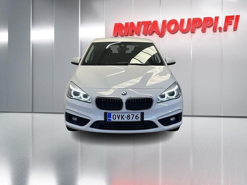 Käytetty BMW 225 Active Tourer Sport Line 224 HP (164 kW) 2016 Tila-auto