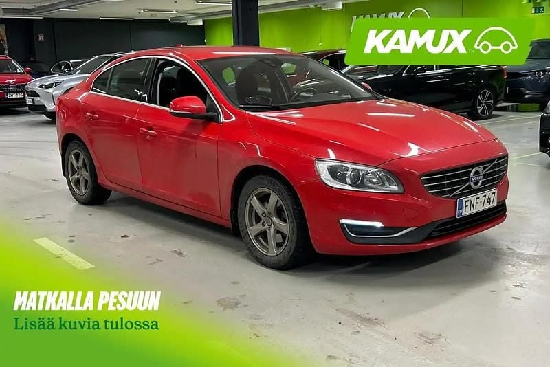 Punainen Käytetty 2018 Volvo S60 Standard Sedan | 24 390 € (Perustarjous) - Kuva 1/4