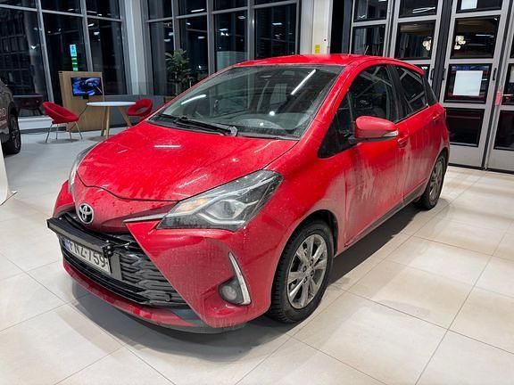 Punainen Käytetty 2019 Toyota Yaris Multidrive S Viistoperä | 16 980 € (Perustarjous) - Kuva 1/1