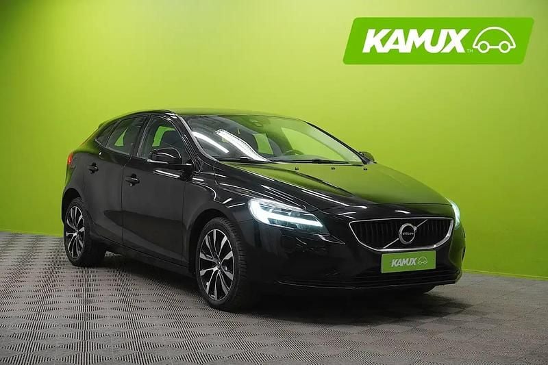 Käytetty Volvo V40 Business Edition 122 HP (89 kW) 2019 Musta Sedan