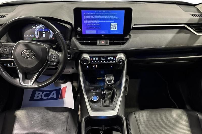 Käytetty Toyota RAV4 Hybrid Premium 222 HP (163 kW) 2023 Katumaasturi