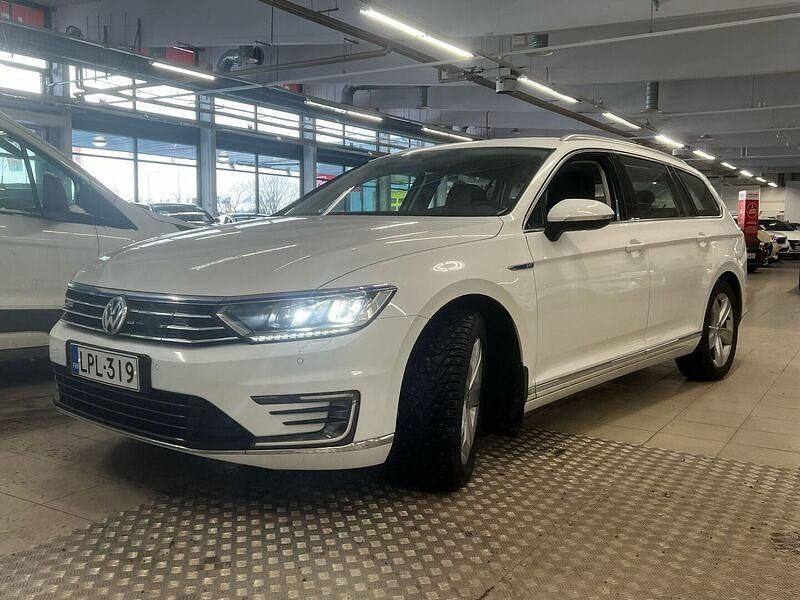 Käytetty VW Passat GTE 218 HP (160 kW) 2018 Farmari