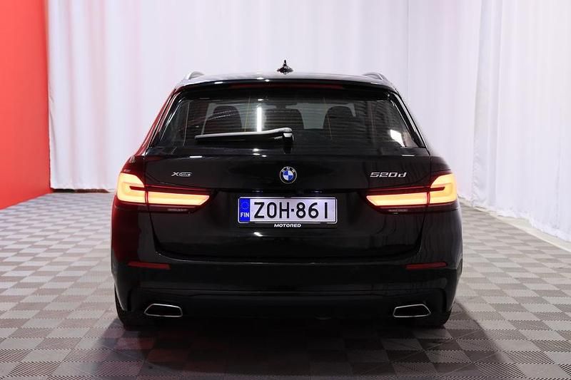 Käytetty BMW 520 201 HP (147 kW) 2022 Farmari