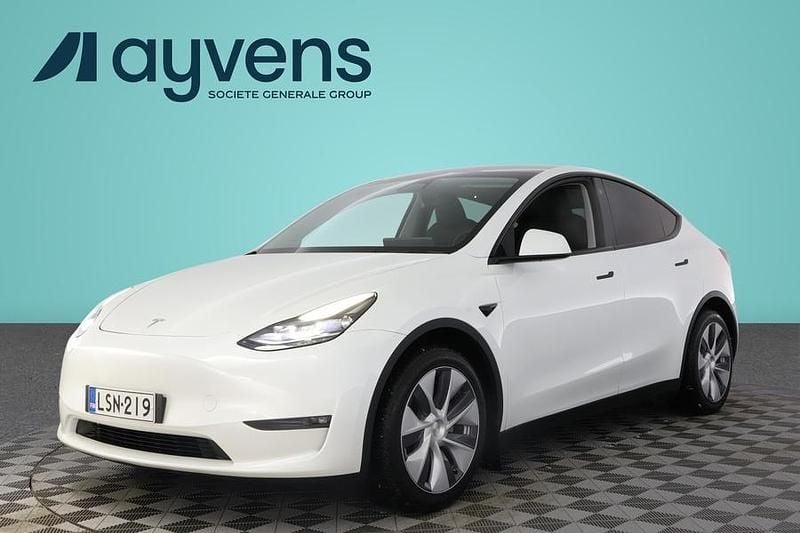 Käytetty Tesla Model Y 258 kW (351 HP) 2023 Valkoinen Katumaasturi