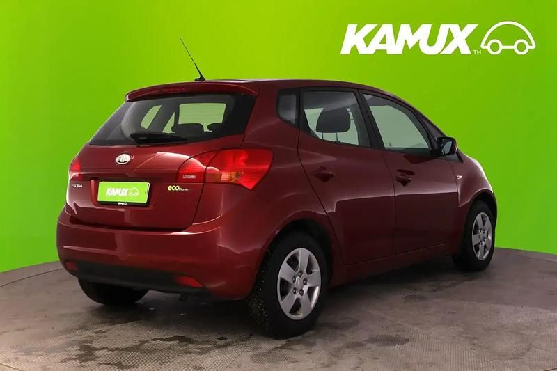 Käytetty Kia Venga EX 90 HP (66 kW) 2011 Punainen Viistoperä
