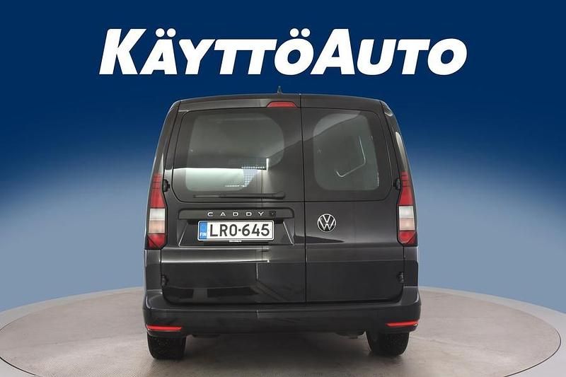 Käytetty VW Caddy Maxi 122 HP (89 kW) 2023 Musta Tila-auto