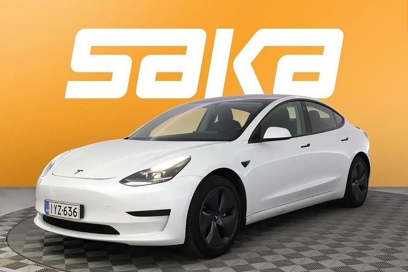 Käytetty Tesla Model 3 Standard Range Plus 239 kW (325 HP) 2021 Sedan