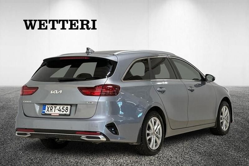 Käytetty Kia Ceed Sportswagon Premium 140 HP (102 kW) 2023 Hopea Farmari