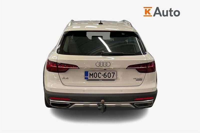Käytetty Audi A4 Allroad Business 204 HP (150 kW) 2022 Farmari