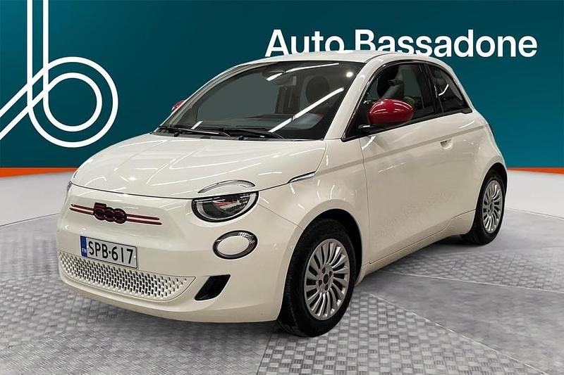 Käytetty Fiat 500e Red 86 kW (118 HP) 2023 Viistoperä