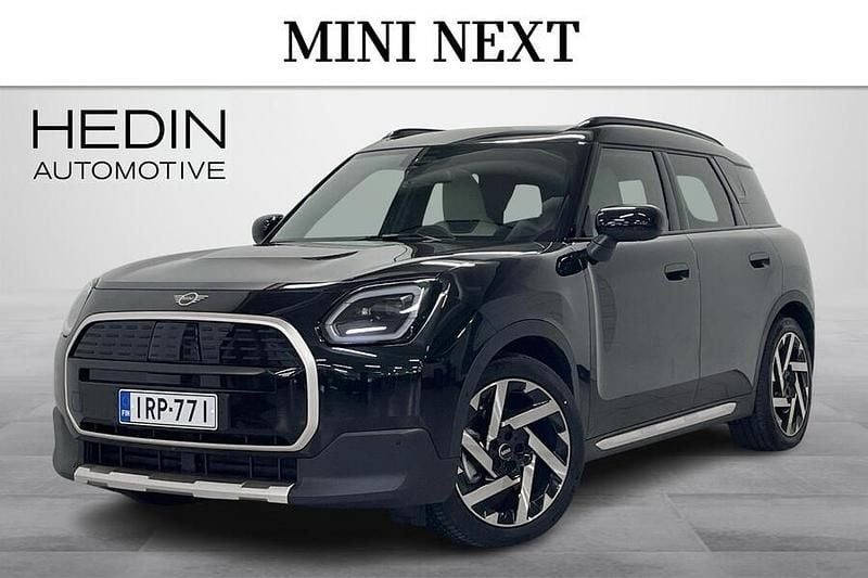 Musta Käytetty 2024 Mini Countryman Favoured Katumaasturi | 41 900 € - Kuva 1/4
