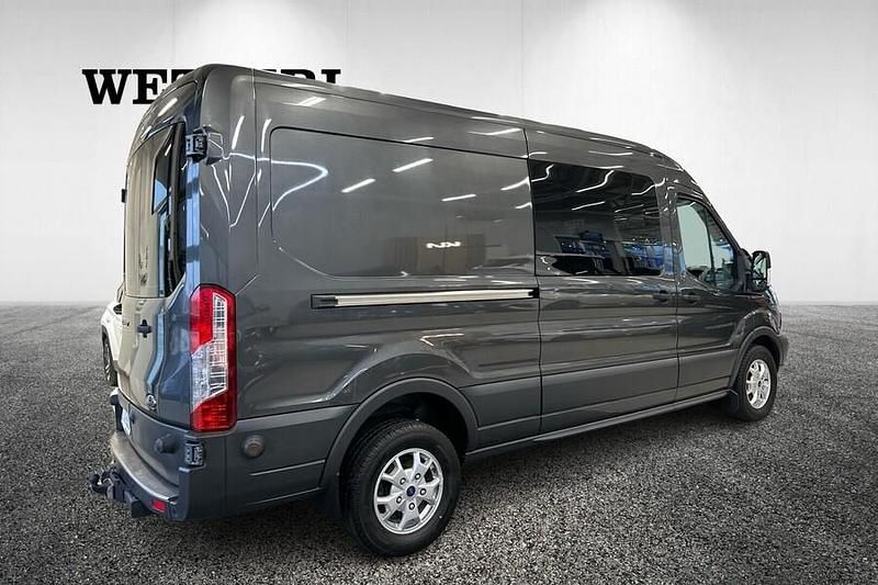 Käytetty Ford Transit Trend 170 HP (125 kW) 2017 Harmaa Van
